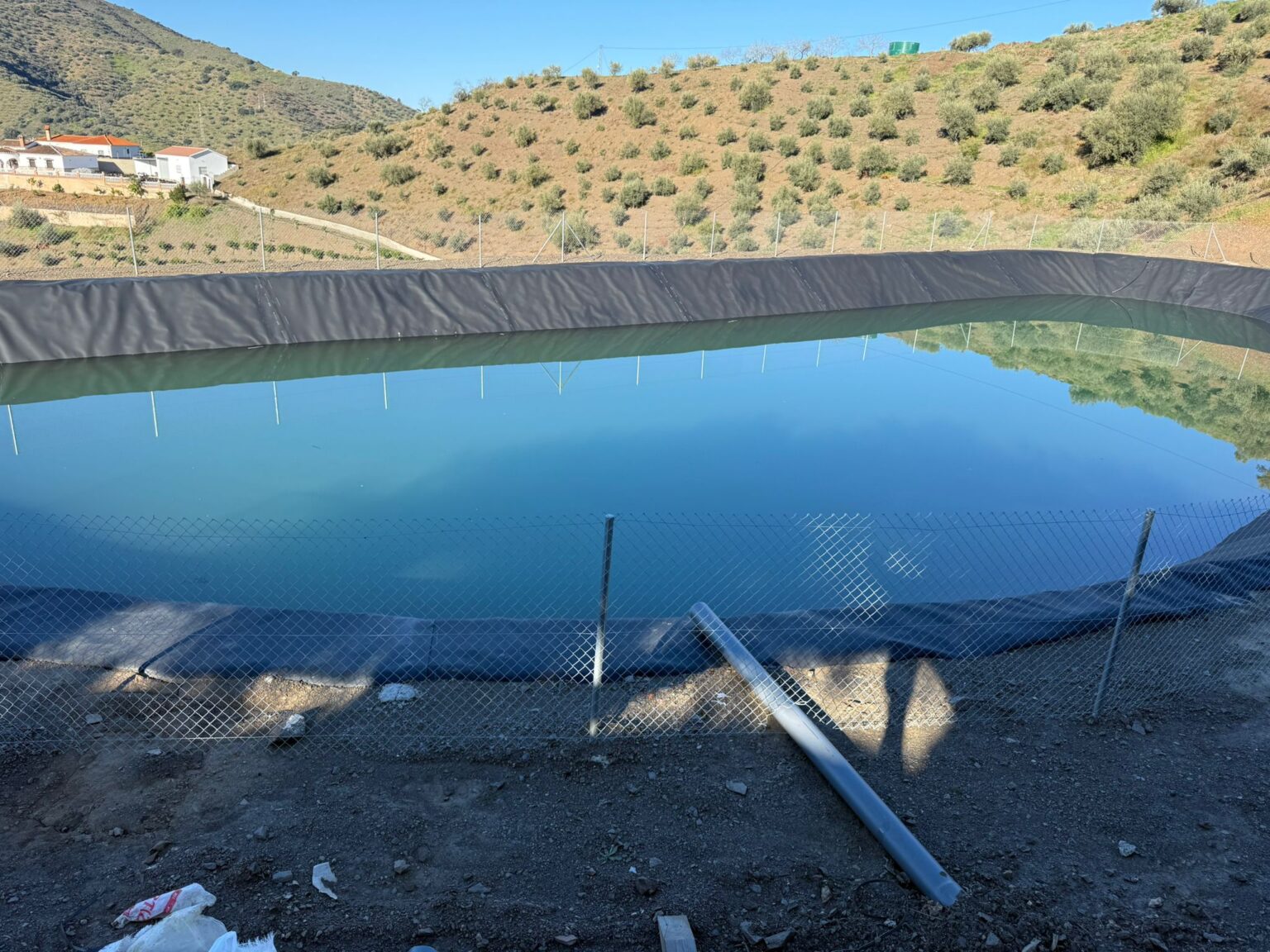 Empresa de impermeabilizaciones y desmontaje de depósitos en Málaga Impermeabilizaciones Bentomiz