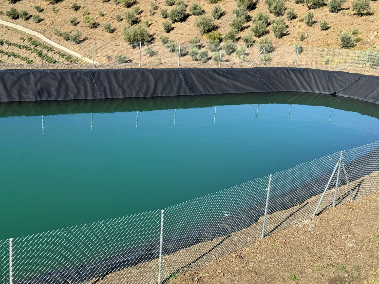 Reparación urgente de depósitos de agua con pruebas de estanqueidad en Málaga